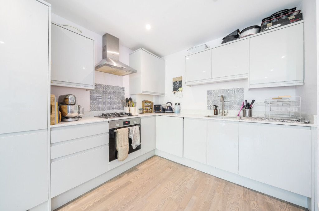 Property photo 3 of 19 Reception/Kitchen