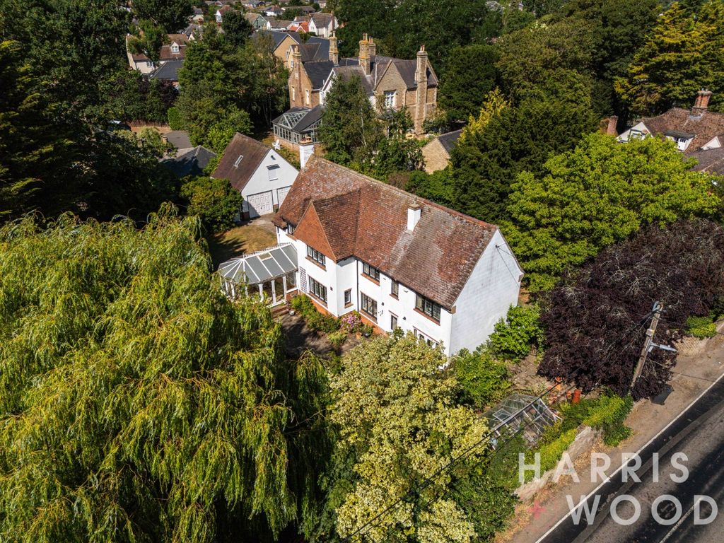 Property photo 1 of 41 5271631