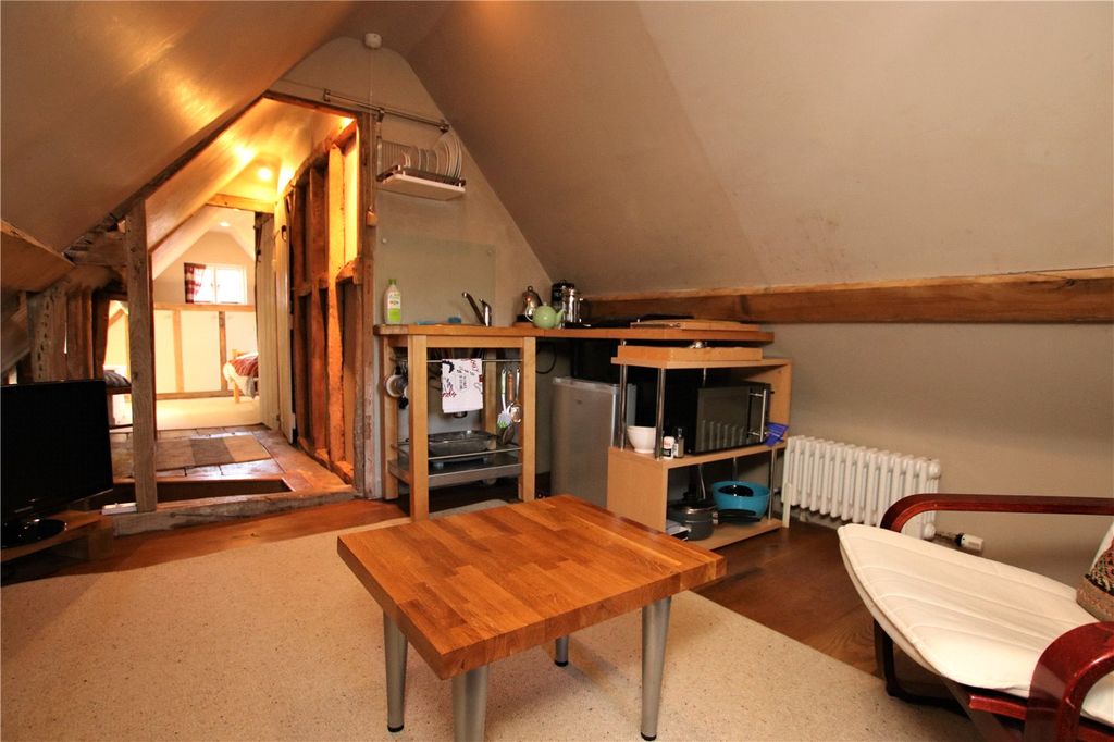 Property photo 2 of 5 Picture No. 14