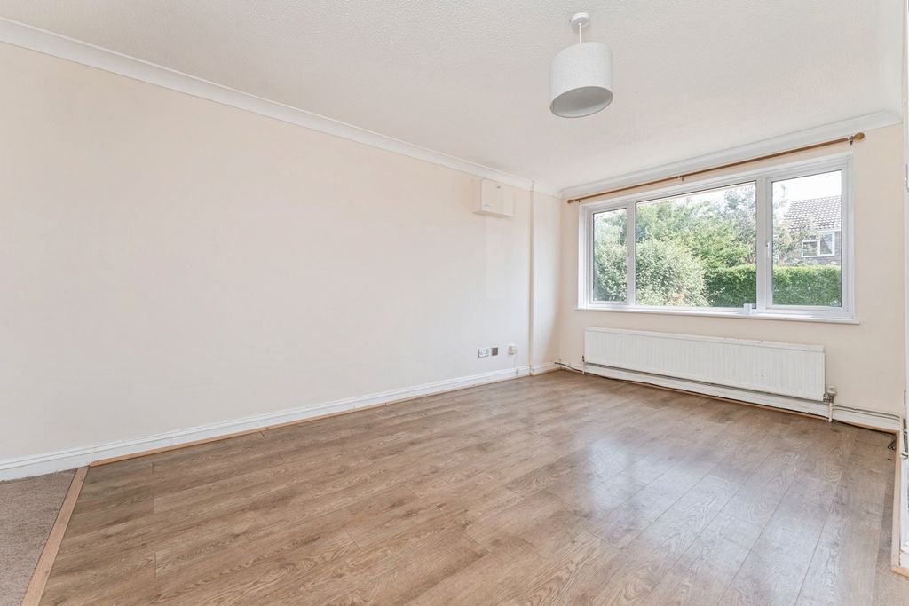 Property photo 2 of 19 Pbox-Img.Jpg