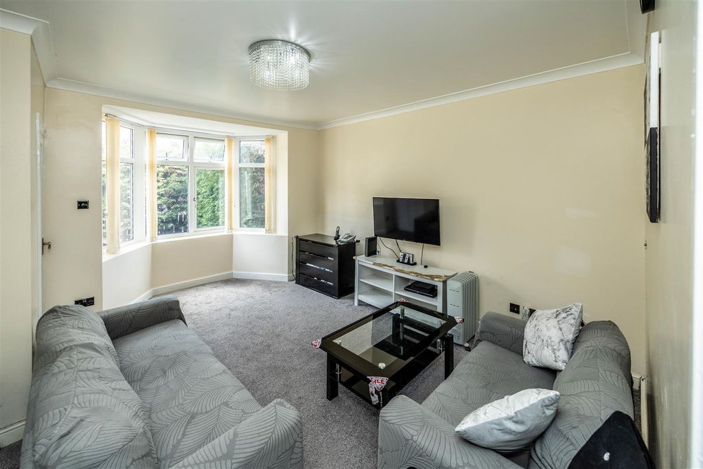 Property photo 2 of 21 7Achudds-190626-11.Jpg