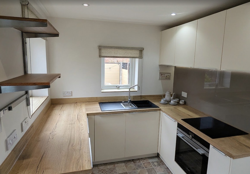 Property photo 2 of 7