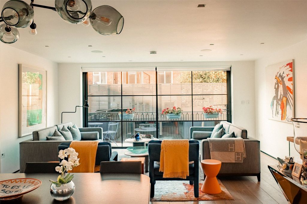 Property photo 1 of 15 Reception Room