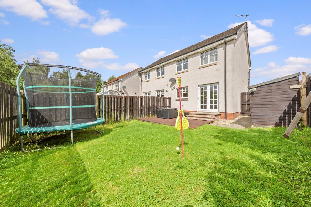 Property photo 3 of 23