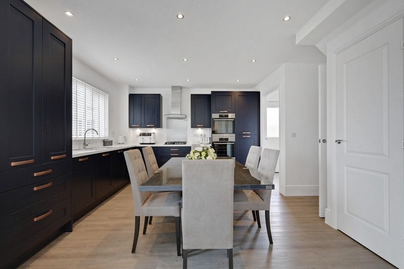 Property photo 2 of 26 4679932