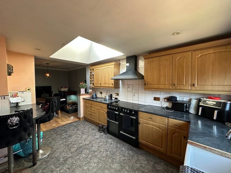 Property photo 3 of 22 Photo 5