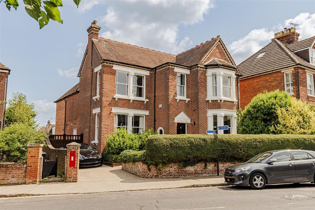 Property photo 1 of 48 L J Imaging-54.Jpg