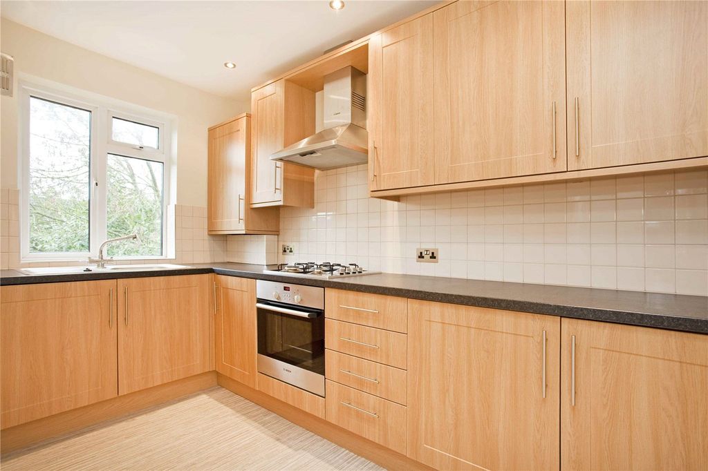 Property photo 2 of 16 Picture No. 42