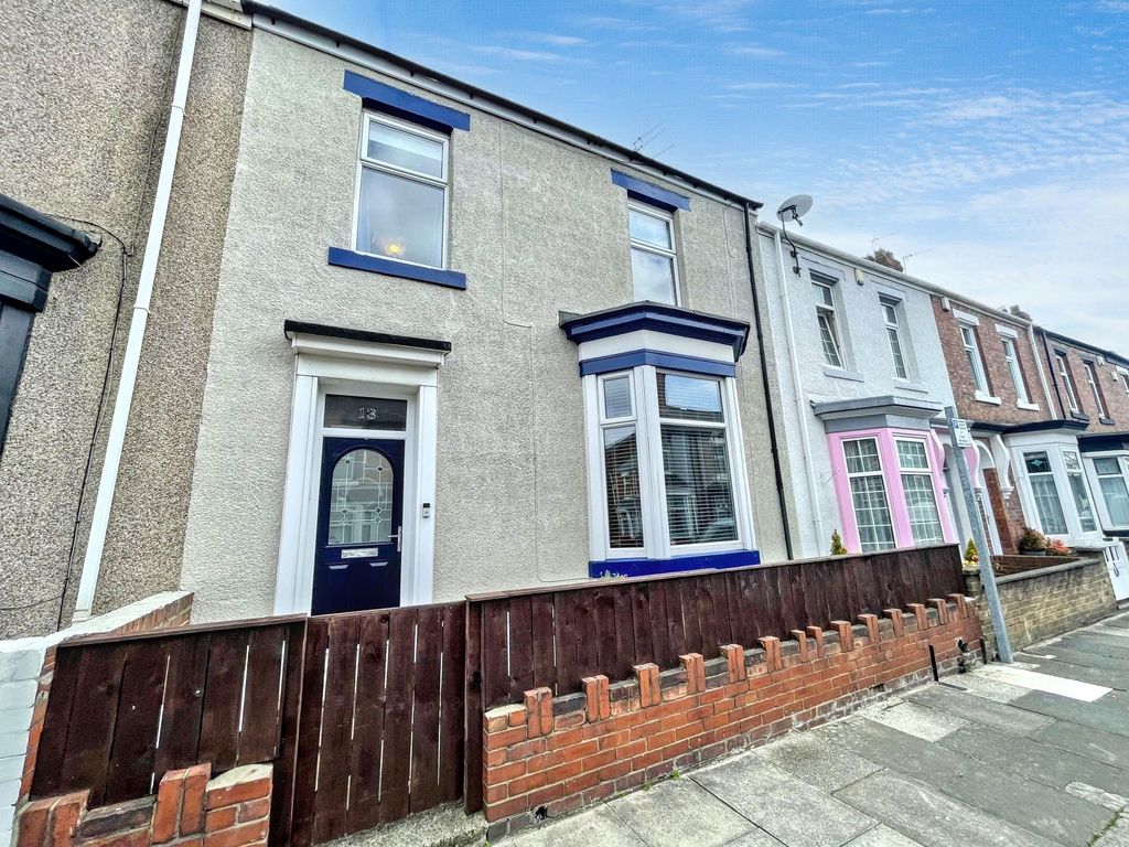Property photo 1 of 11