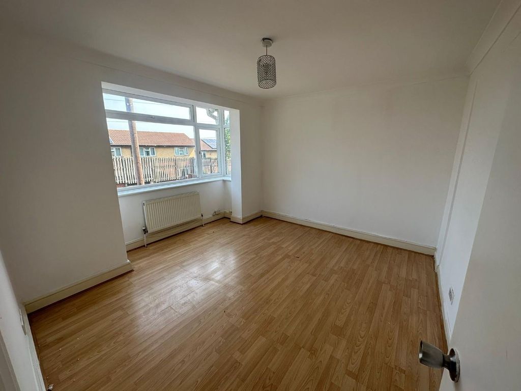Property photo 2 of 11 1.Jpg