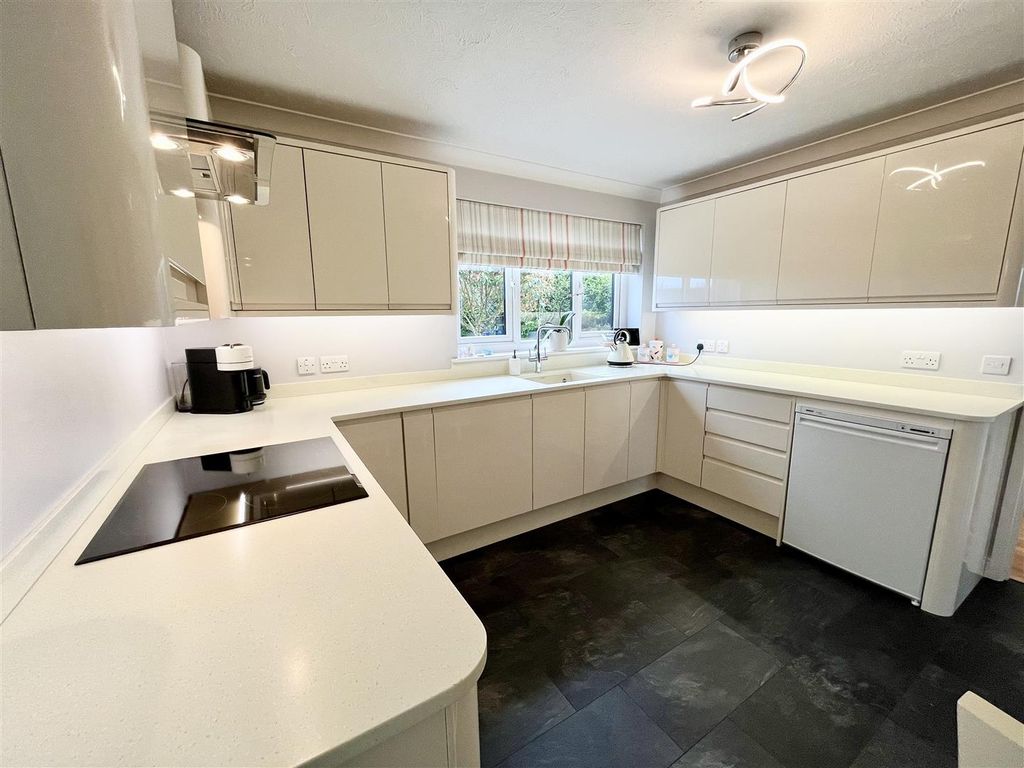 Property photo 2 of 27 Img_4896.Jpeg