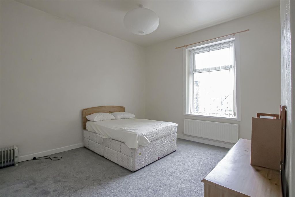 Property photo 3 of 18 3.Jpg