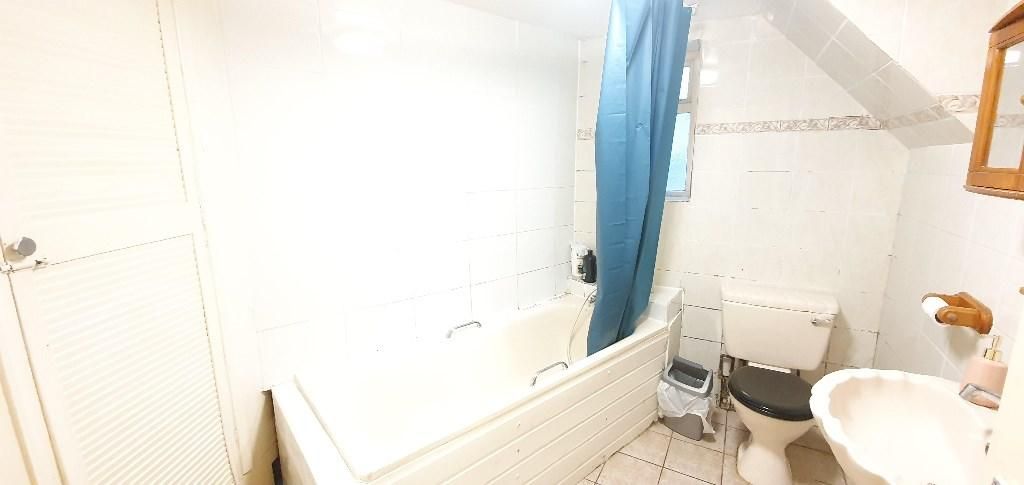 Property photo 3 of 4