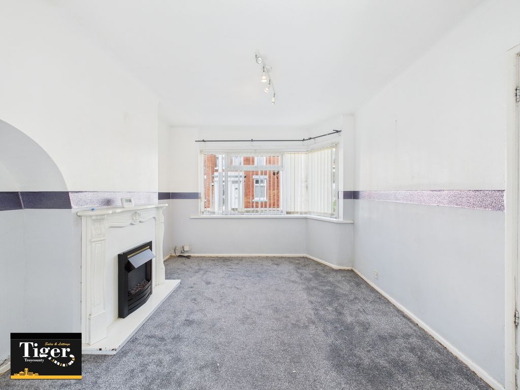 Property photo 2 of 12 Cam03440G0-Pr0401-Still006