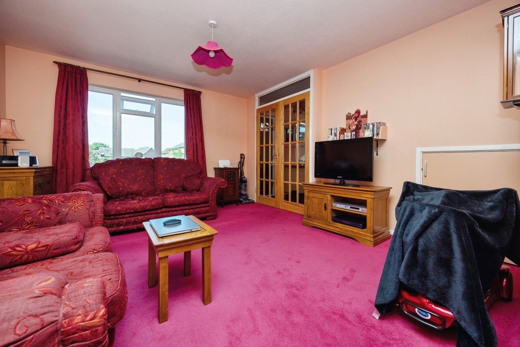 Property photo 2 of 20 Pbox-Img.Jpg