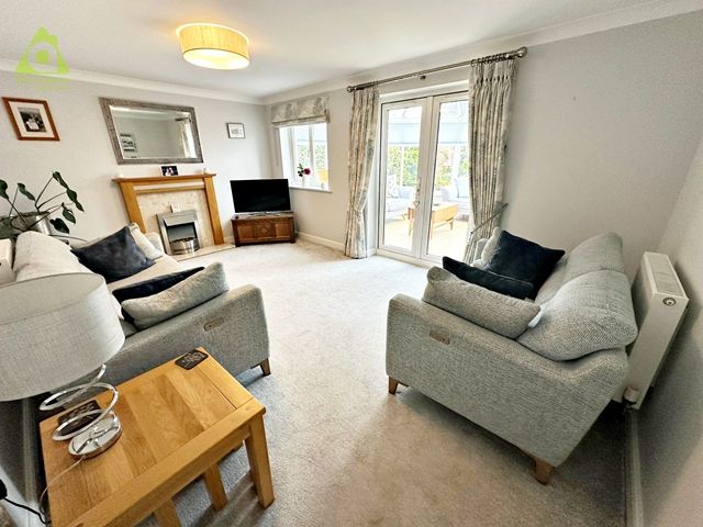 Property photo 2 of 21