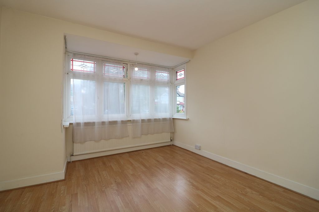 Property photo 3 of 22