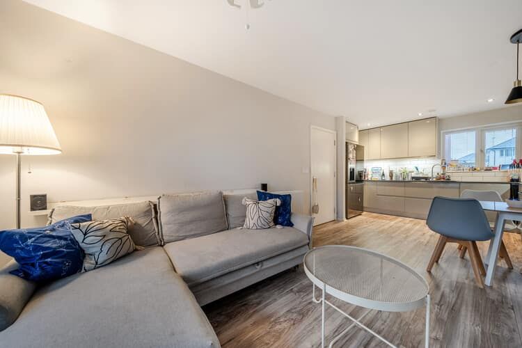 Property photo 3 of 19