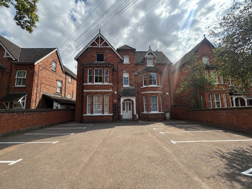 Property photo 1 of 5