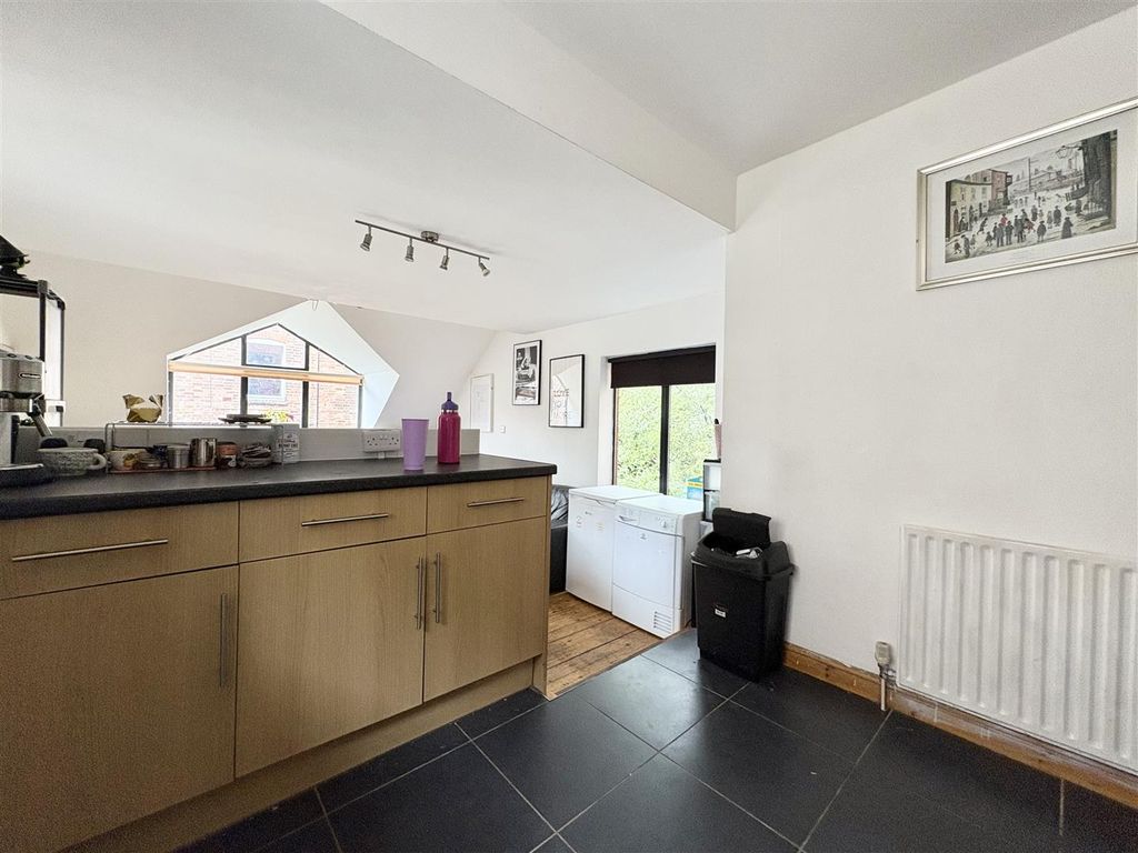 Property photo 2 of 17 Image00001.Jpeg