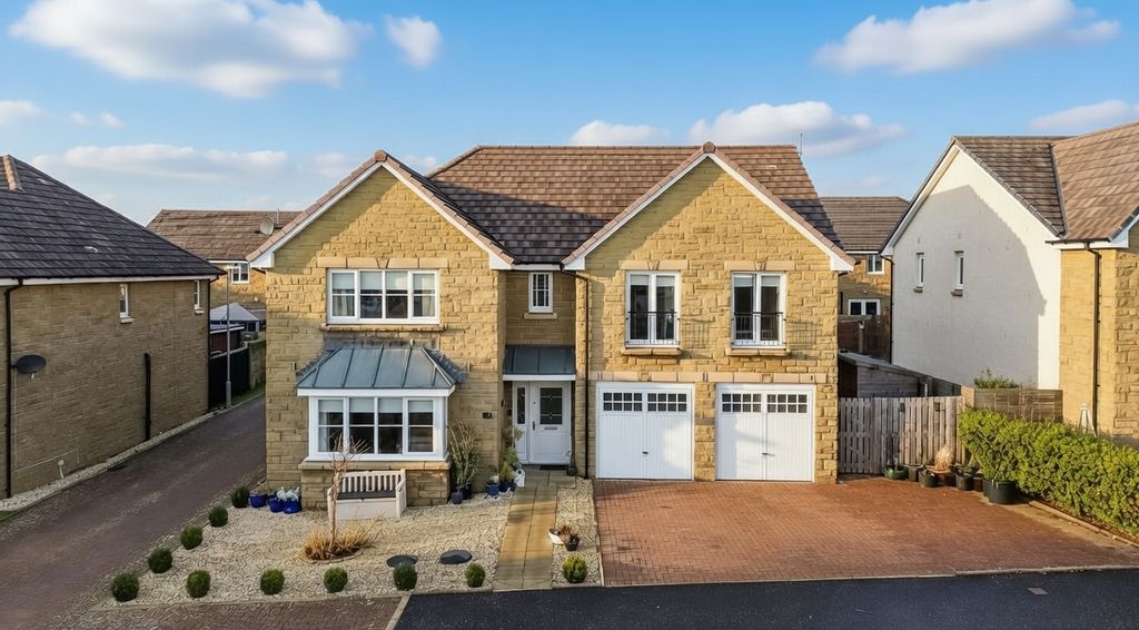 Property photo 1 of 44 Image-1