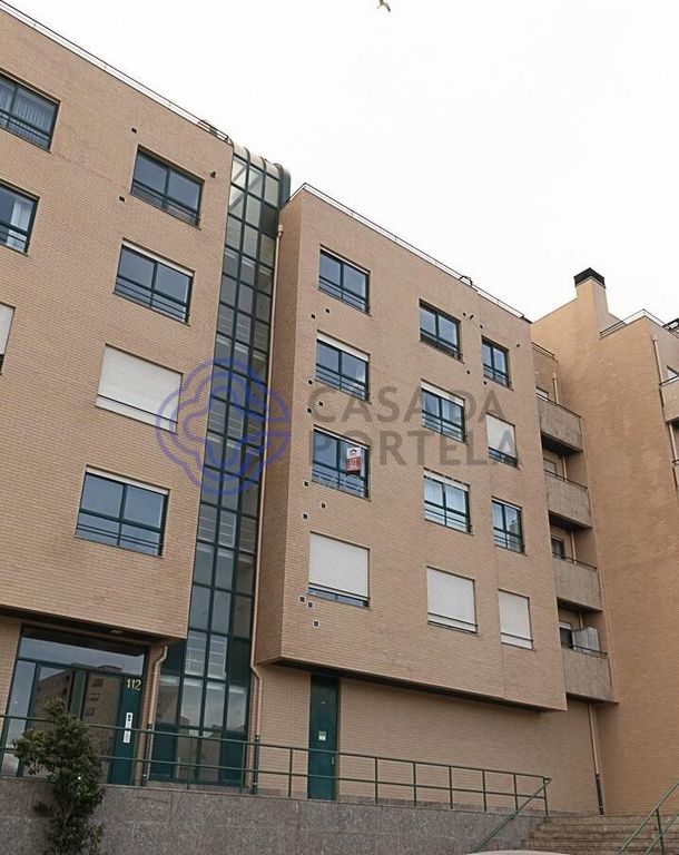 Property photo 1 of 23 Duplex T1 Apartment On Rua Das Andresas, Ramalde, Porto