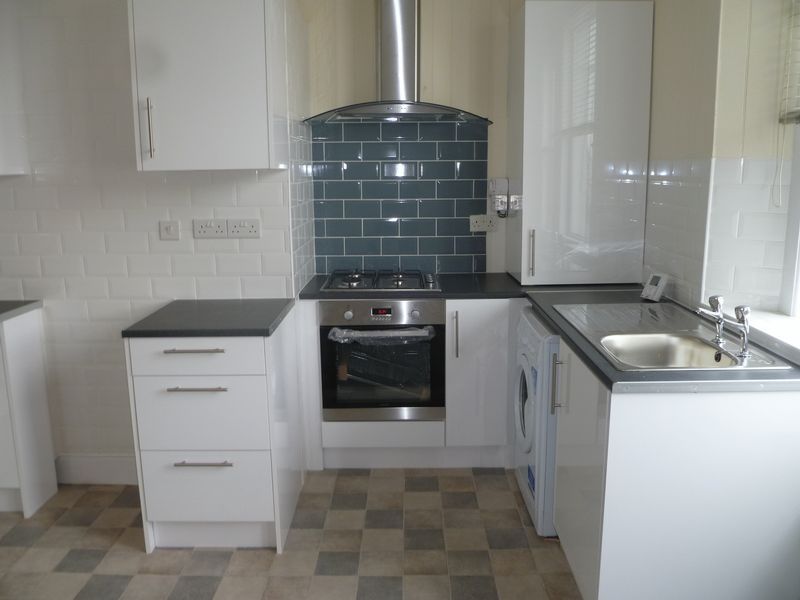 Property photo 2 of 6 Photo 4