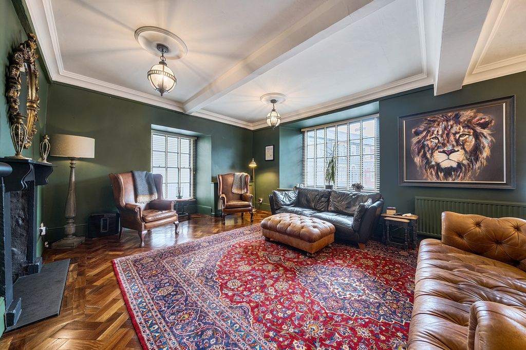 Additional image 6 of 4 bed detached house for salePriory Street, Monmouthshire NP15