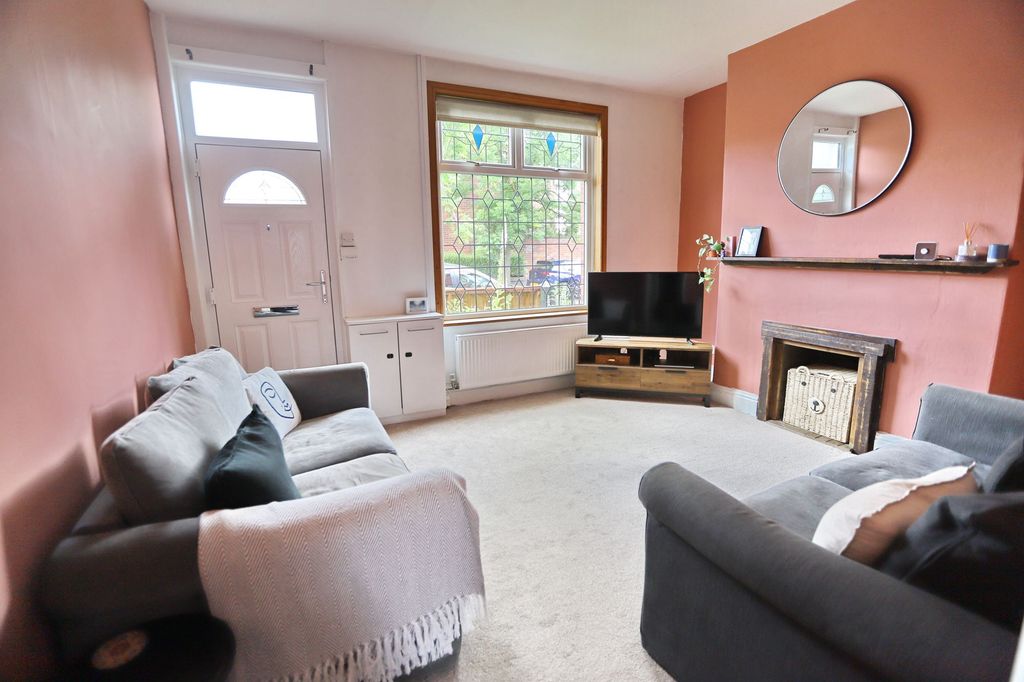 Property photo 2 of 14