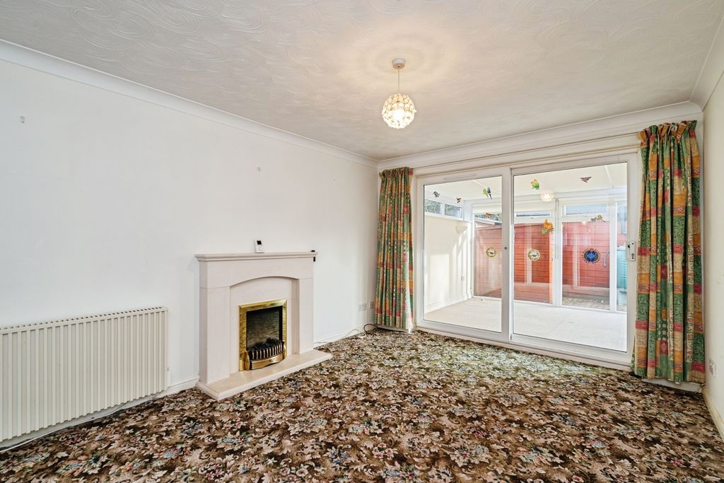 Property photo 3 of 22 Pbox-Img.Jpg