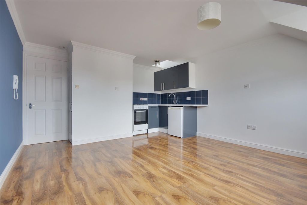 Property photo 3 of 5 3.Jpg