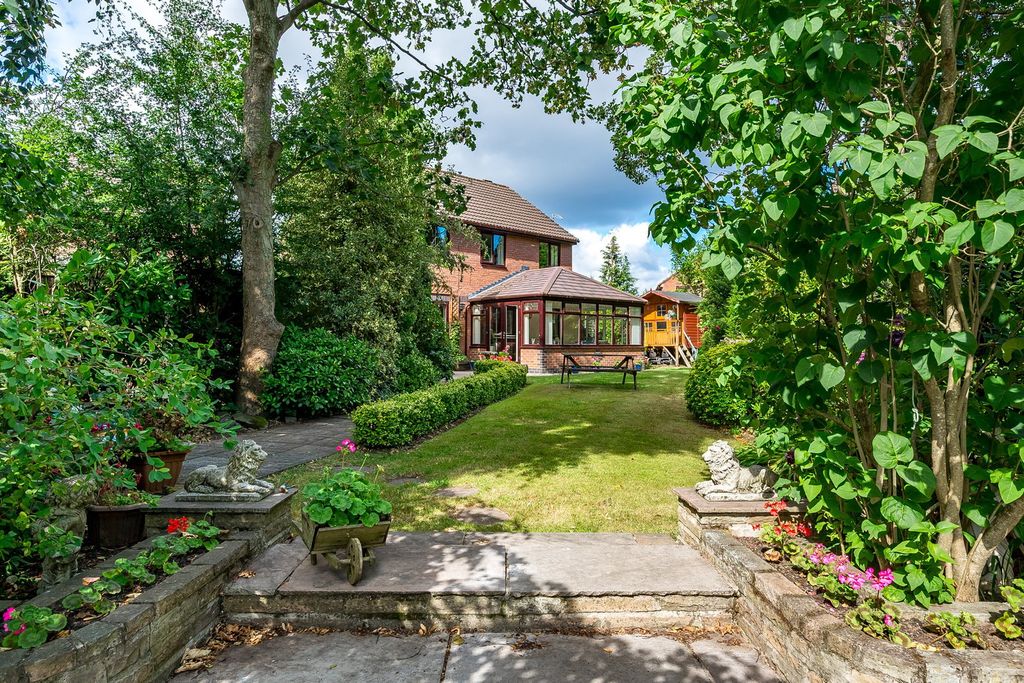 Property photo 1 of 19