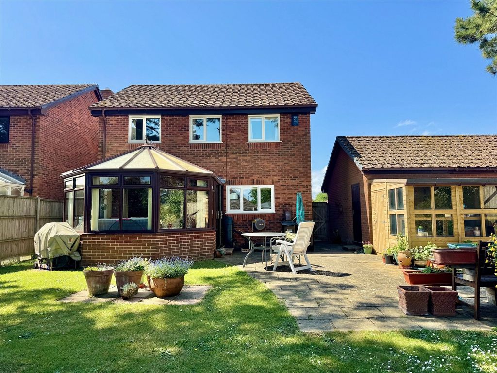 Property photo 3 of 13 Picture No. 15
