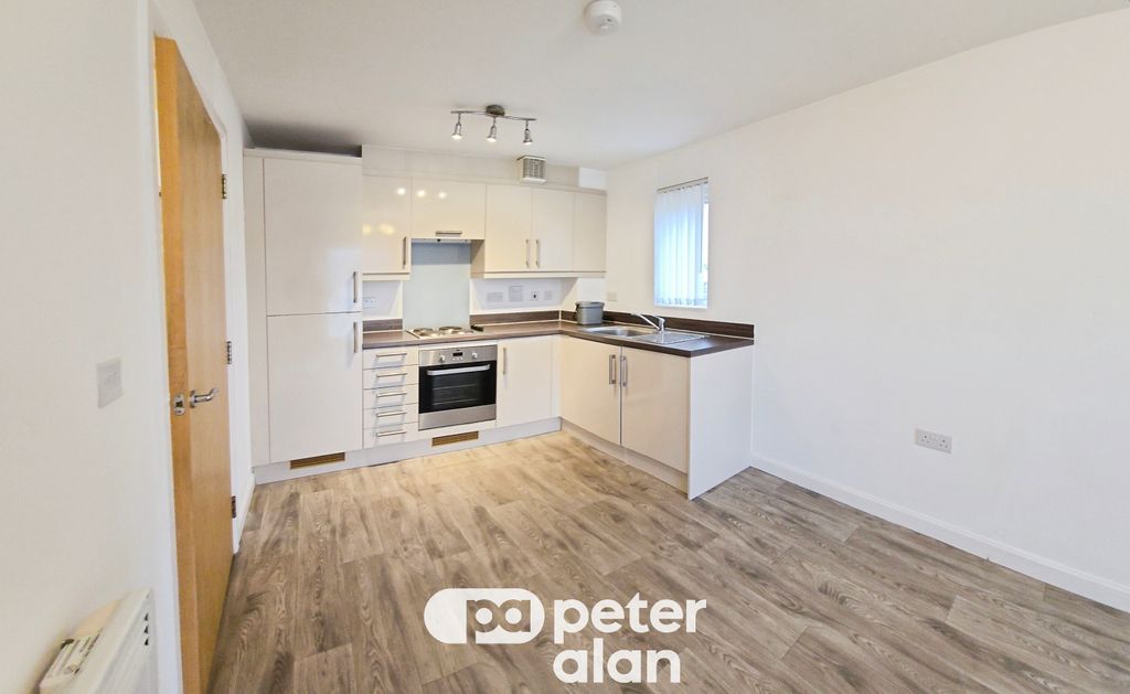 Property photo 2 of 9 Balcony