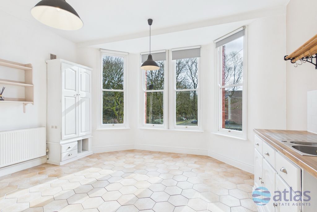 Property photo 1 of 15 Kitchen