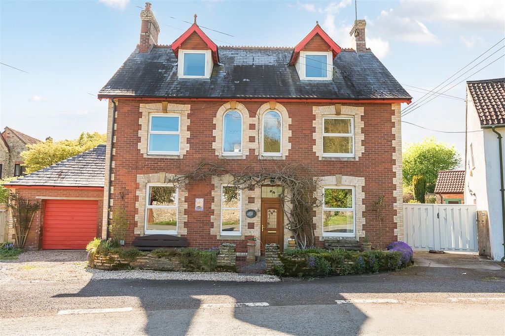 Property photo 1 of 20