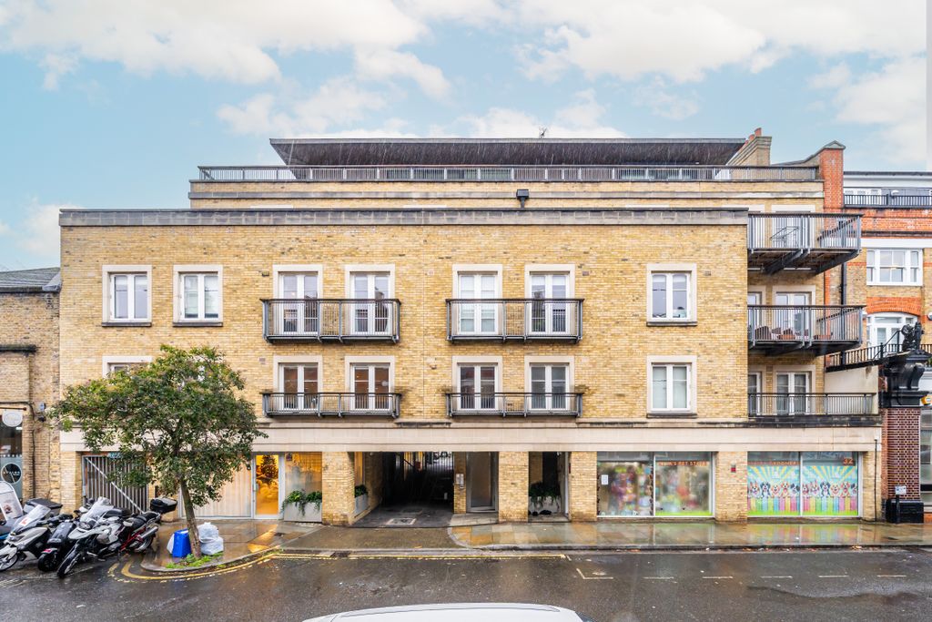 Property photo 1 of 19