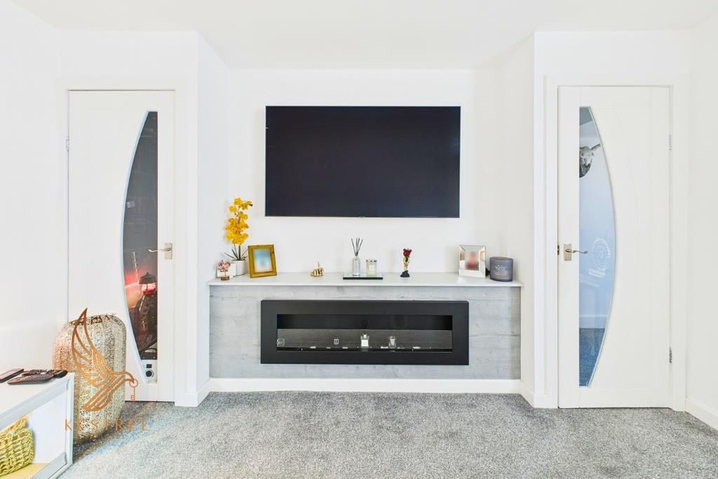 Property photo 3 of 30 24.Png