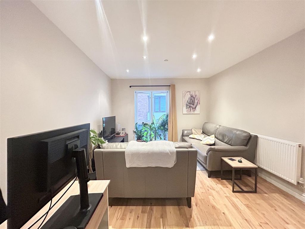 Property photo 2 of 10 Img_0290.Jpeg