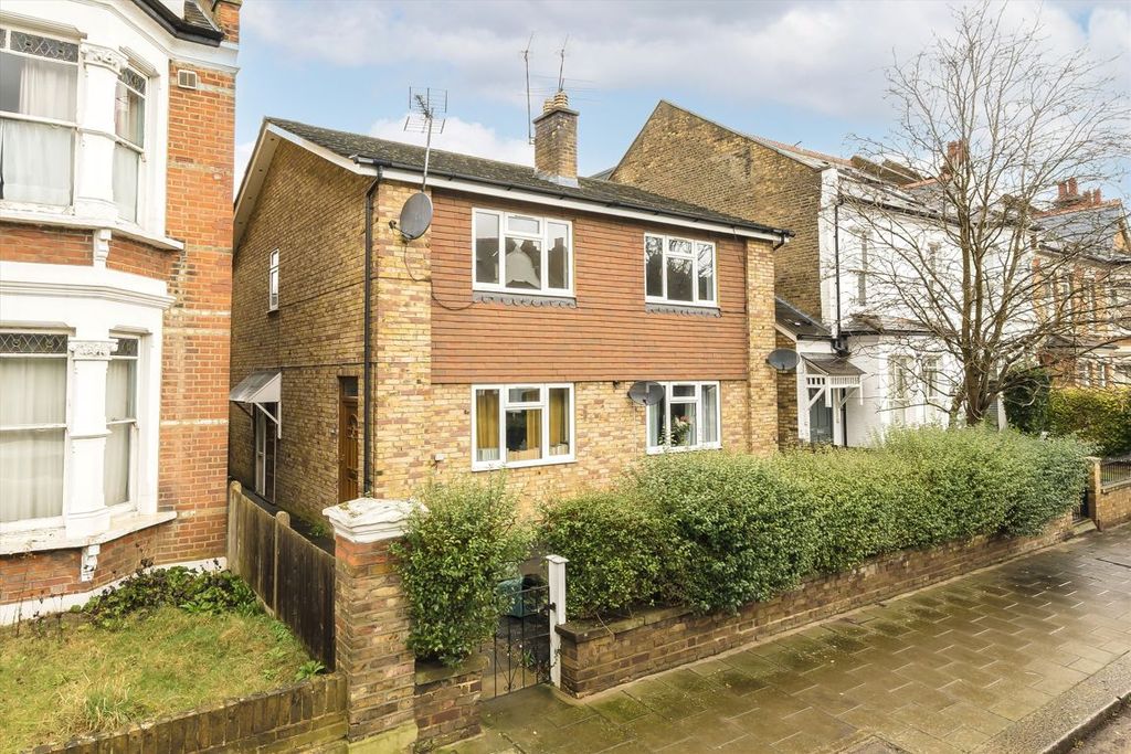 Property photo 1 of 5