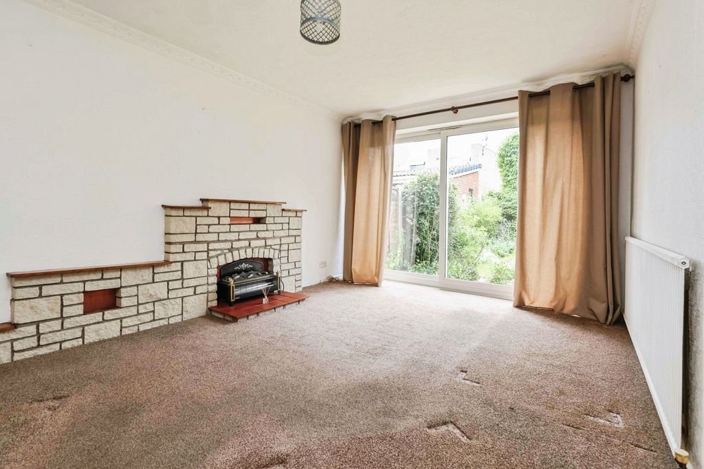 Property photo 2 of 17 Lounge Diner