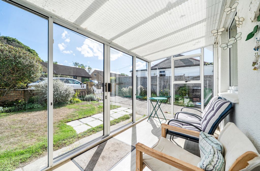 Property photo 3 of 27 1521268-1-6Aa9677...