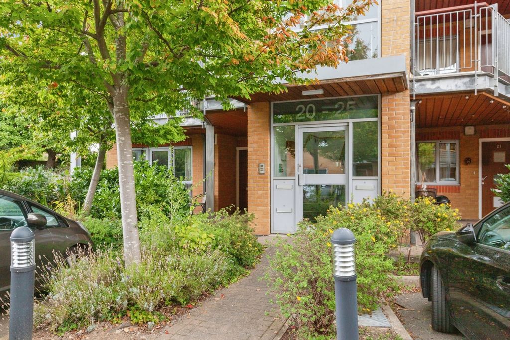 Property photo 1 of 17 Pbox-Img.Jpg