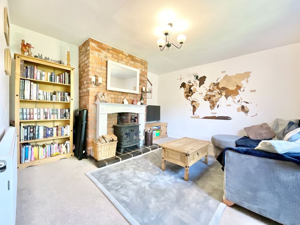Property photo 3 of 33