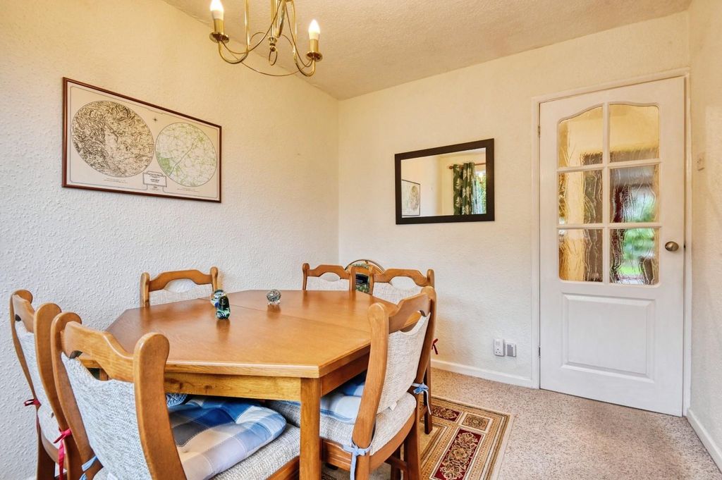 Property photo 2 of 15 3War7.Jpg