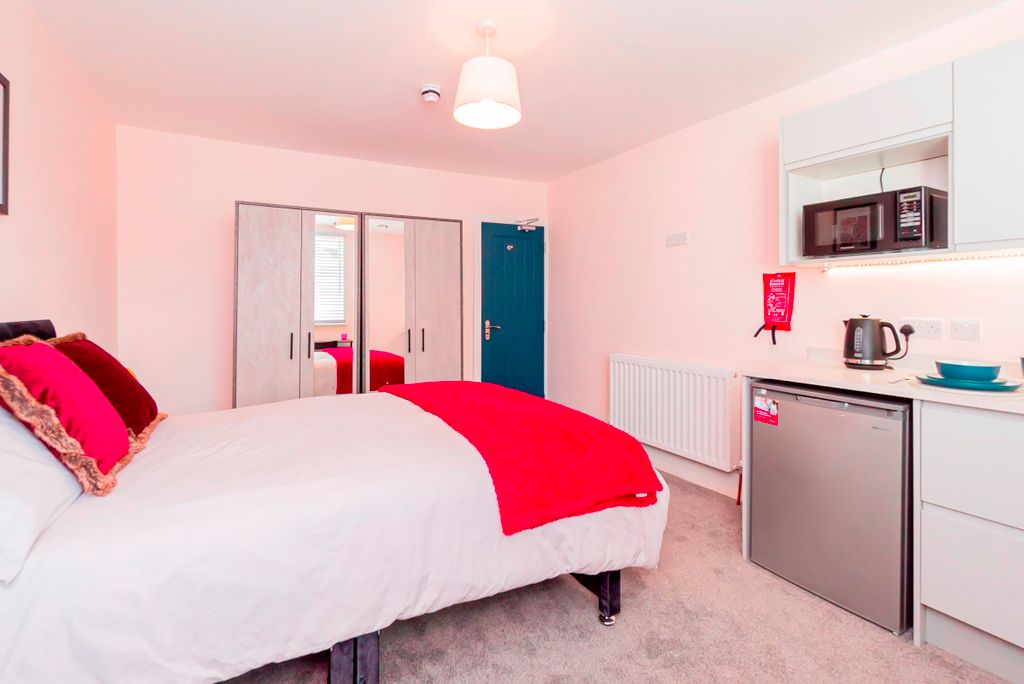 Property photo 3 of 8