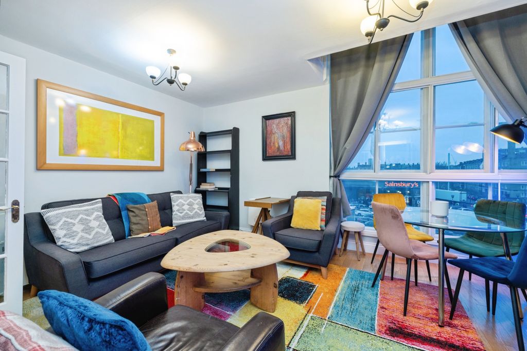 Property photo 3 of 21 Bfk_5624