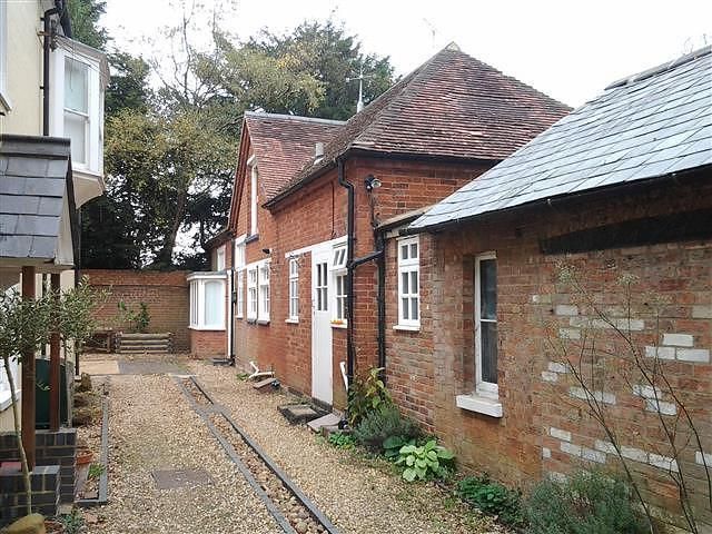 Property photo 2 of 5