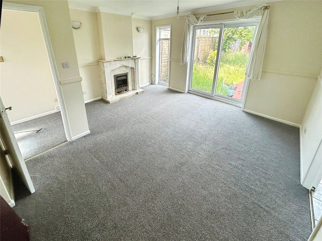 Property photo 2 of 7 Picture No. 13