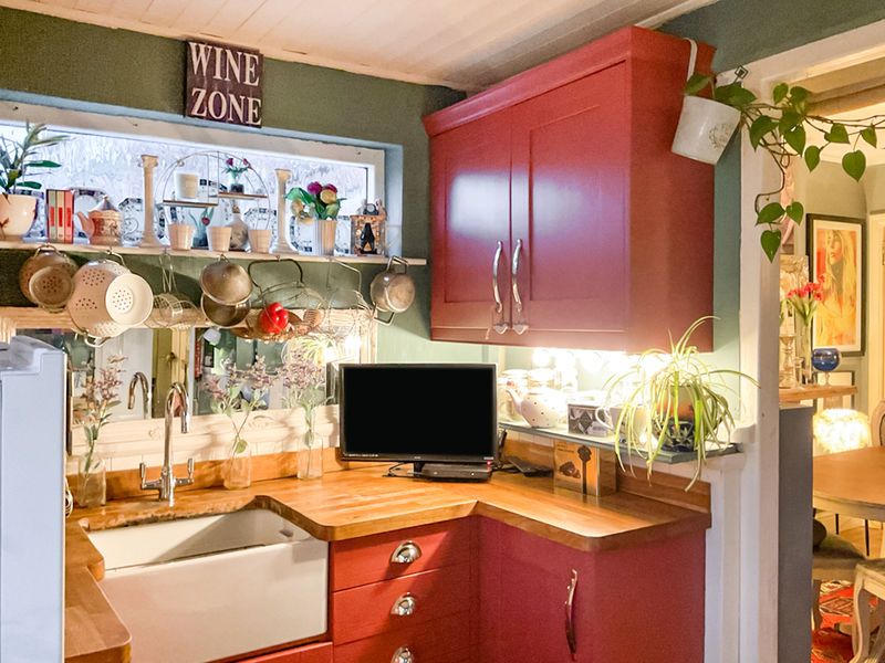 Property photo 2 of 16 Photo 2